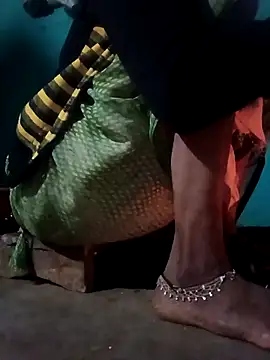 Snapshot of Radha8080 chatting on November 9, 12:20 am Radha8080 online show from November 9, 12:20 am