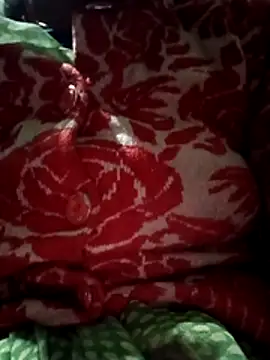 Snapshot of Radha8080 chatting on December 20, 4:47 pm Radha8080 online show from December 20, 4:47 pm