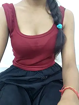 Snapshot of cute_parii_ chatting on September 12, 9:59 pm cute parii online show from September 12, 9:59 pm