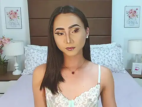 BlaireWilzon online show from April 18, 8:40 am