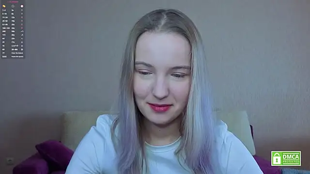 HongTomczak online show from March 31, 7:42 am