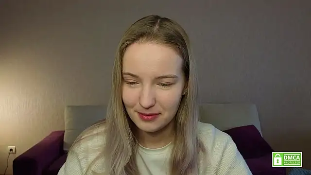 Snapshot of HongTomczak chatting on April 28, 7:35 am HongTomczak online show from April 28, 7:35 am