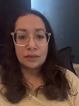 Snapshot of RosaFreya chatting on March 13, 10:00 am RosaFreya online show from March 13, 10:00 am
