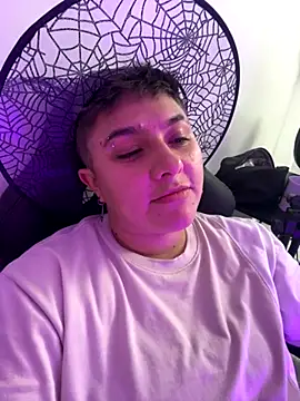 Snapshot of IanGilbert chatting on October 25, 7:52 pm IanGilbert online show from October 25, 7:52 pm