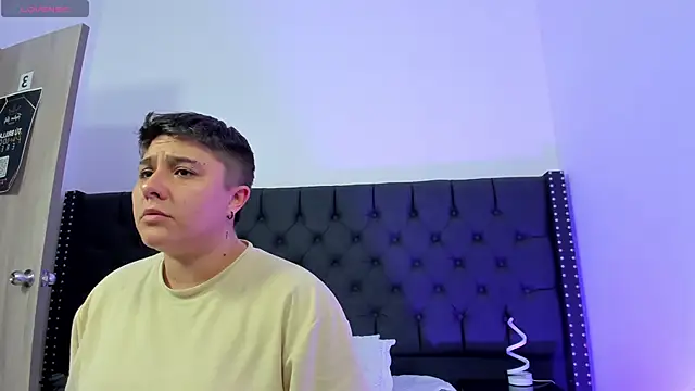 Snapshot of IanGilbert chatting on November 7, 7:58 pm IanGilbert online show from November 7, 7:58 pm