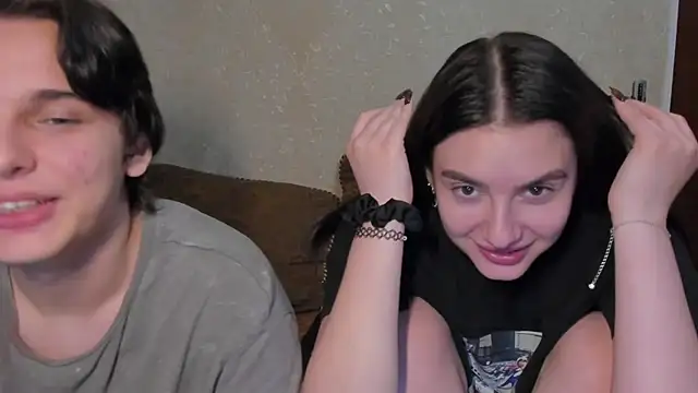 muuur fam online show from September 24, 8:45 pm