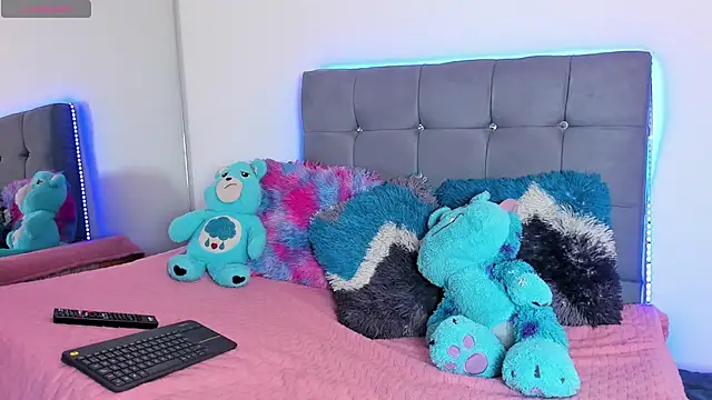 Snapshot of Playboy_Andersex chatting on September 25, 6:11 pm Playboy Andersex online show from September 25, 6:11 pm