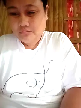 Snapshot of Weng_31 chatting on May 22, 11:32 pm Weng 31 online show from May 22, 11:32 pm