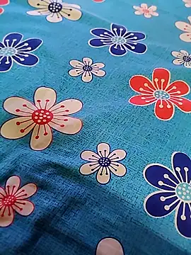 Love143A online show from March 22, 6:17 am