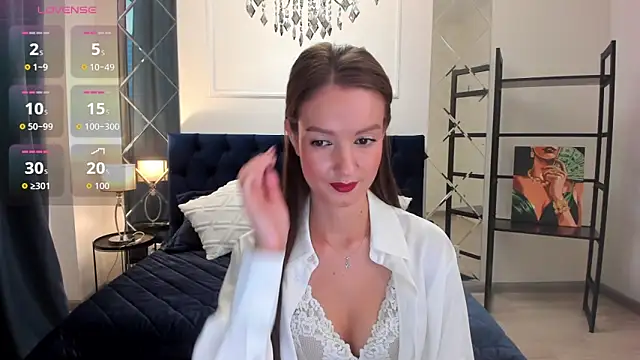 Snapshot of LoraSunnyy chatting on September 13, 4:45 am LoraSunnyy online show from September 13, 4:45 am