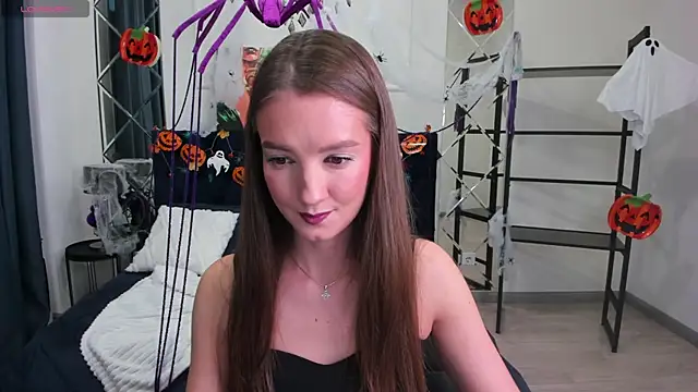 Snapshot of LoraSunnyy chatting on October 25, 1:24 am LoraSunnyy online show from October 25, 1:24 am