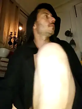 branletteur online show from November 8, 3:18 am