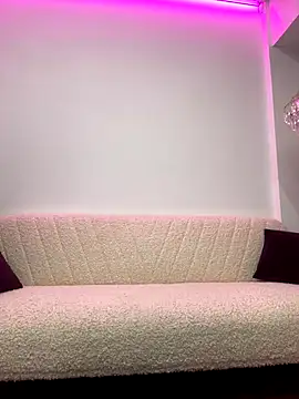 Snapshot of Angel__Vibe chatting on December 13, 8:14 pm Angel Vibe online show from December 13, 8:14 pm