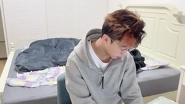 STxuguanhan online show from November 25, 9:42 am