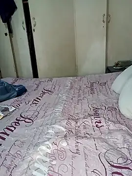 keisha051990 online show from November 8, 4:07 pm