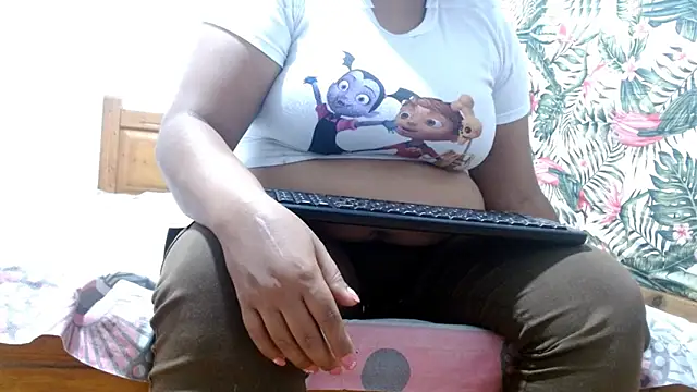 69smallstar online show from March 1, 11:45 am