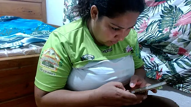 69smallstar online show from March 21, 12:10 pm