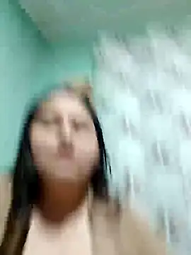 Snapshot of tudiablitalitabellaaa chatting on October 6, 2:20 am tudiablitalitabellaaa online show from October 6, 2:20 am