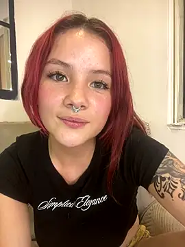 Snapshot of julse_ chatting on October 18, 10:54 pm julse  online show from October 18, 10:54 pm