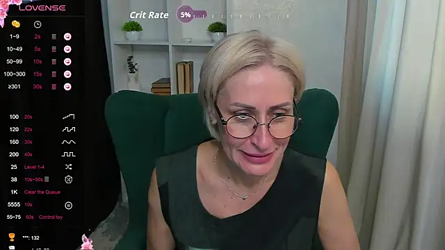 Snapshot of PamellaMurphy chatting on September 19, 8:16 am PamellaMurphy online show from September 19, 8:16 am