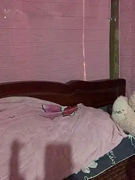 Snapshot of Star-sweet chatting on October 18, 6:05 am Star-sweet online show from October 18, 6:05 am