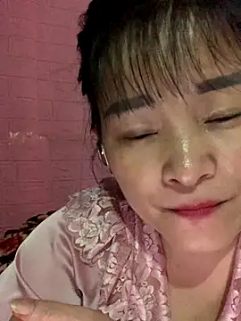 Snapshot of Star-sweet chatting on October 23, 3:00 pm Star-sweet online show from October 23, 3:00 pm