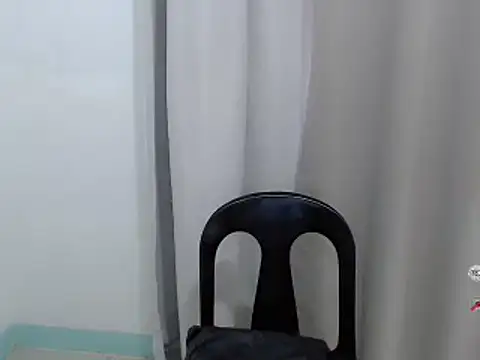 Snapshot of secretmiller_ chatting on September 29, 8:30 am secretmiller online show from September 29, 8:30 am