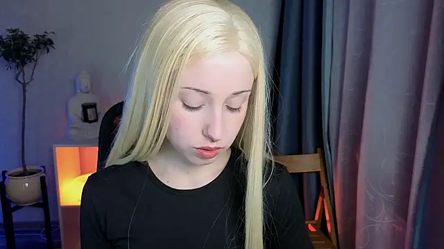 YukiMisa online show from April 15, 5:31 pm