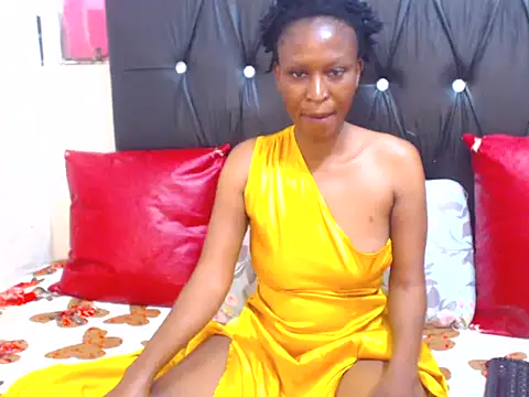 Snapshot of SexyBootie chatting on September 8, 2:38 pm SexyBootie online show from September 8, 2:38 pm