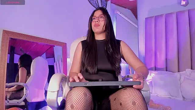 Karoline21 online show from October 13, 1:22 pm