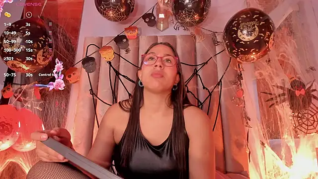 Karoline21 online show from October 18, 1:12 pm