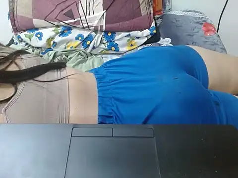 Nataliya Singh online show from February 7, 2:43 pm