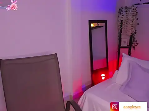 selene boyer online show from December 16, 7:41 pm