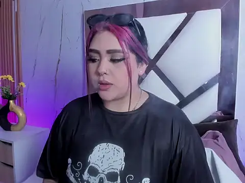 im bunny   online show from February 11, 11:26 am