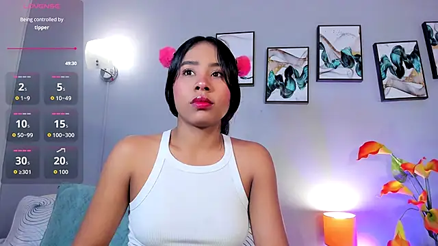 SophieW1 online show from December 18, 12:22 pm