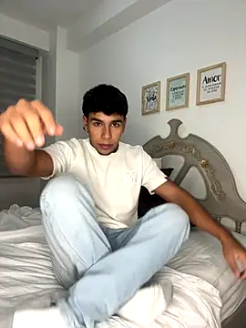 CHR58  online show from October 6, 12:52 am