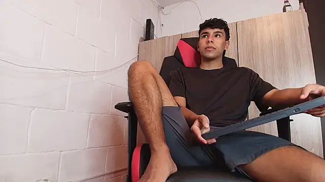 CHR58  online show from February 17, 9:32 pm