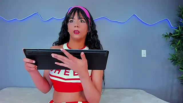 Snapshot of AlinaSweett_ chatting on October 19, 3:34 pm AlinaSweett online show from October 19, 3:34 pm