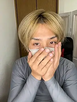 TEN-kun online show from November 12, 7:09 am