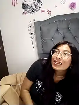 Megan Darcy online show from March 16, 5:02 am