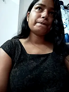 Snapshot of Hot-Jasmin chatting on April 19, 1:27 am Hot-Jasmin online show from April 19, 1:27 am