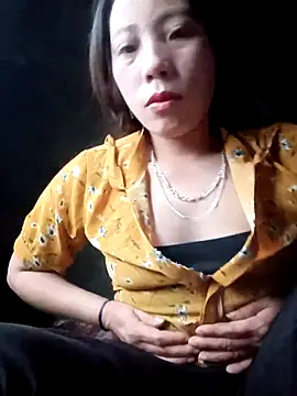 Snapshot of Phuong_xxx chatting on December 14, 12:16 am Phuong xxx online show from December 14, 12:16 am