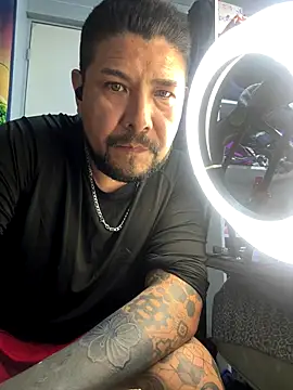 Snapshot of cfomega4592 chatting on November 30, 7:29 pm cfomega4592 online show from November 30, 7:29 pm