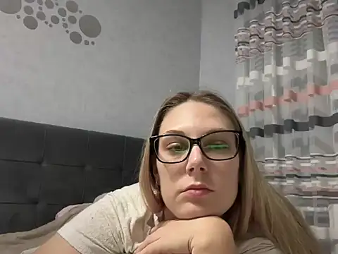 Snapshot of NikexPretty chatting on October 10, 8:41 pm NikexPretty online show from October 10, 8:41 pm