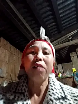 me-cute online show from December 2, 11:04 am