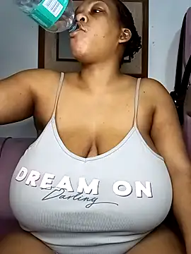 HappygalTheQueen online show from March 2, 10:16 pm