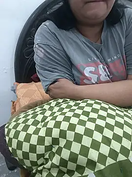 payal 261072  online show from January 16, 10:25 pm