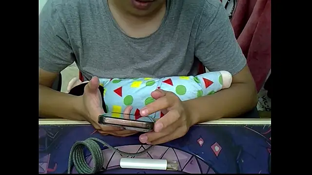 zhu000000 online show from October 7, 9:06 am