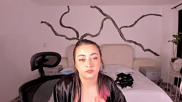 Snapshot of SarahCastro1_ chatting on September 22, 3:19 am SarahCastro1 online show from September 22, 3:19 am