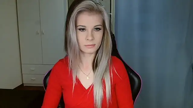 KristineGlow online show from March 22, 7:12 am